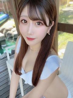 もえな【モエナ】