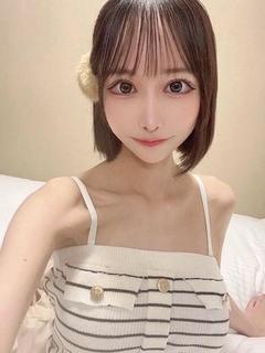 みおり【現役大学生のG乳動画】