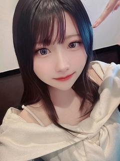 りりか【動画撮影無料のF乳ロリ】