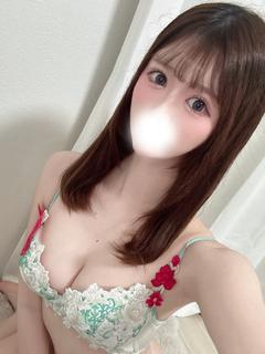 えみる【顔入動画×パ〇パン美女】