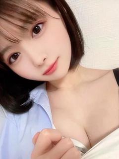 まろん【童顔×細身E乳スタイル】