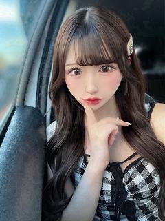 ベル【可愛い顔してベッドで豹変】