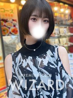 しおり【電マで潮吹き100%♡】