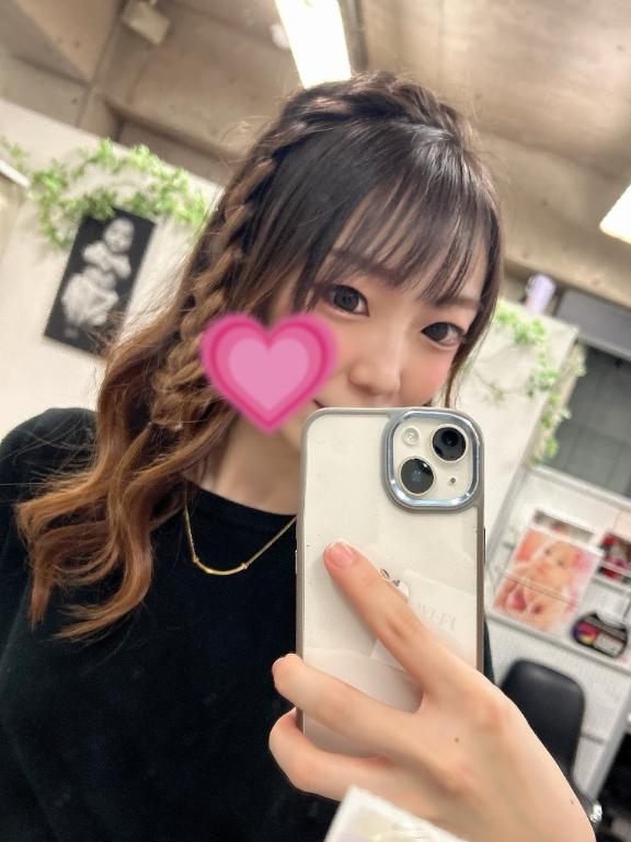 ご奉仕エマ💞