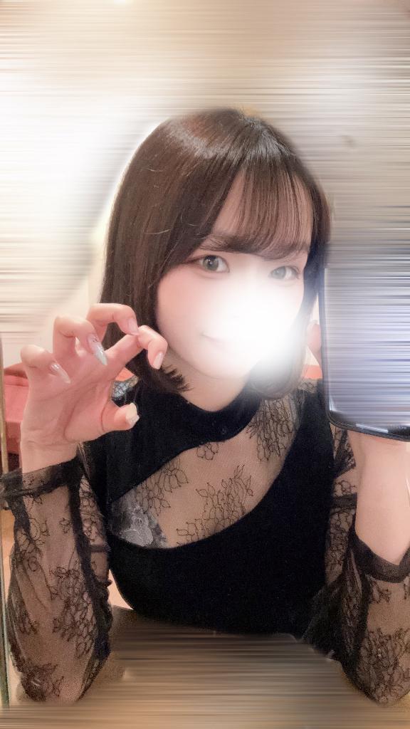 出勤してるよ✋🏻🤍