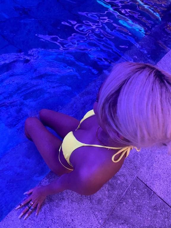 あと３時間👱🏿‍♀️