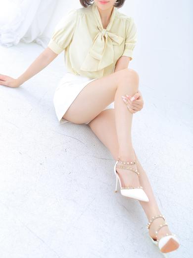Aroma Dione大阪店 nuru massage Service outcall EMIRI