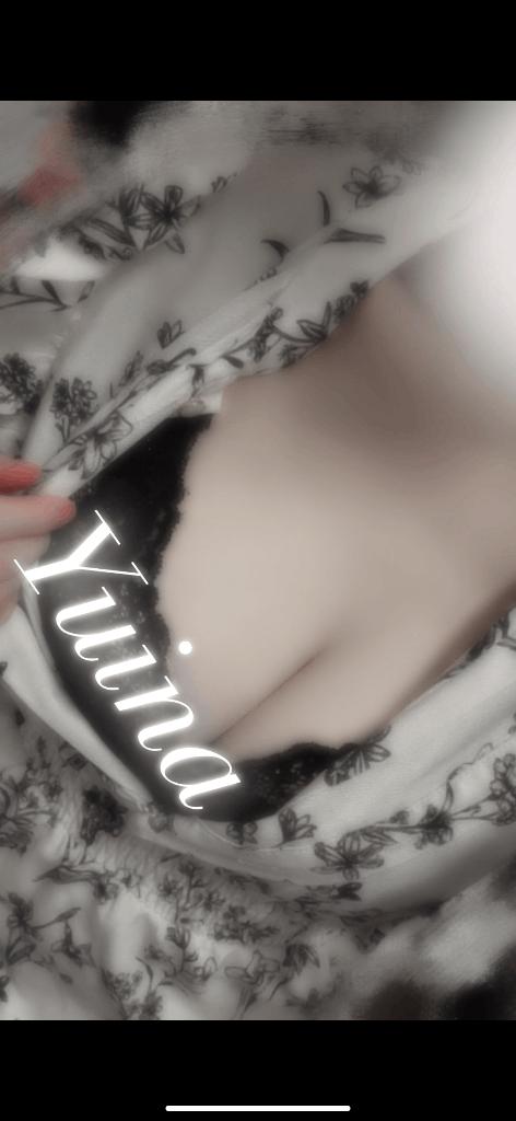 ちらっ🫣