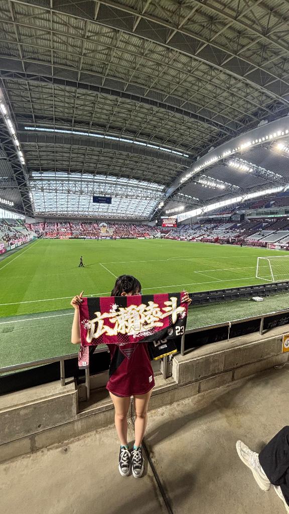 サッカー好きな人ー！