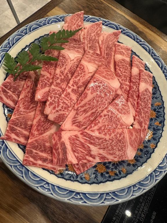 豪華な食事と共に