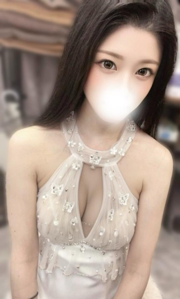 かれんと一緒にエッチな事しませんか?