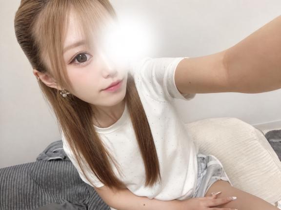 ユアと一緒にいっぱいイチャイチャしませんか？