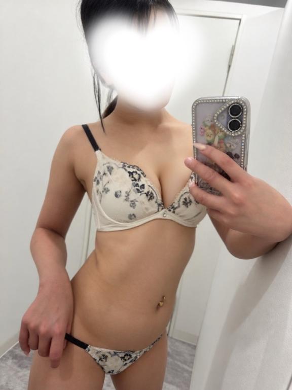 すでに濡れてます。