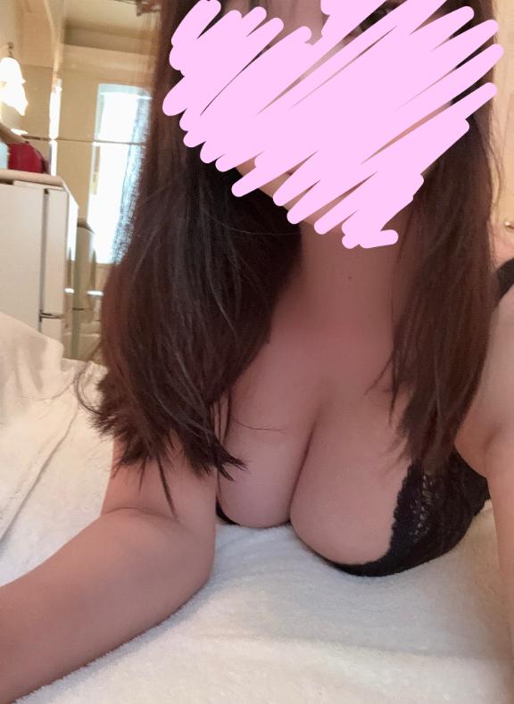 起きてるかーみなのものー！♡