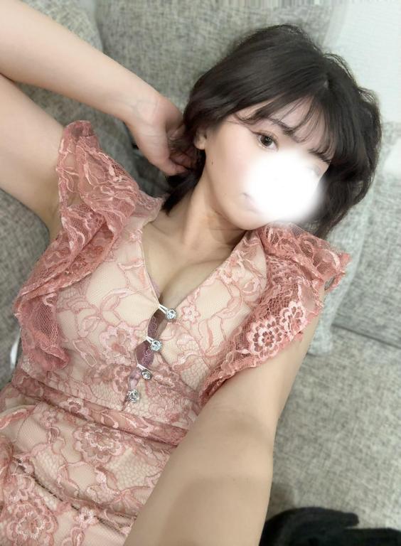 押し倒しちゃう??