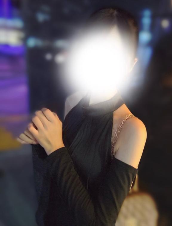 大人っぽい服装したみたよ