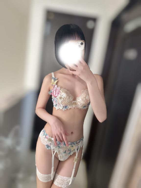 初めましてのご挨拶だよ、🖤