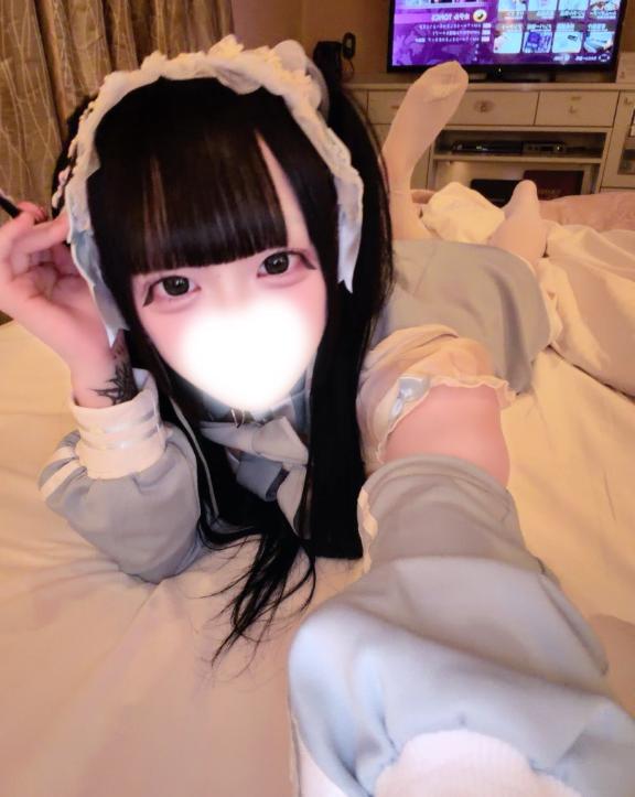 にゃん= ^−⩊−^=