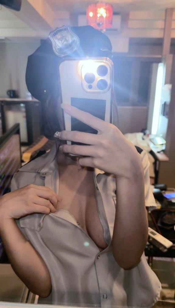 (^｡^)