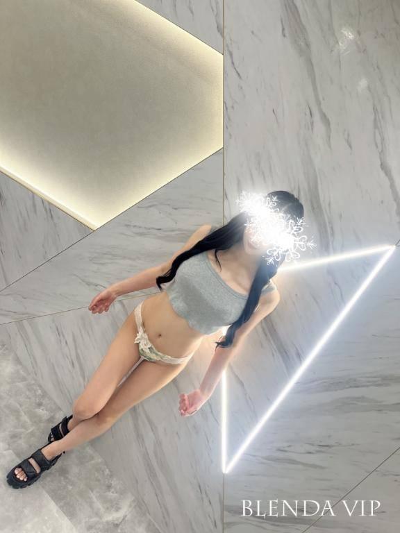 指先まで、ドキドキが止まらないの💓