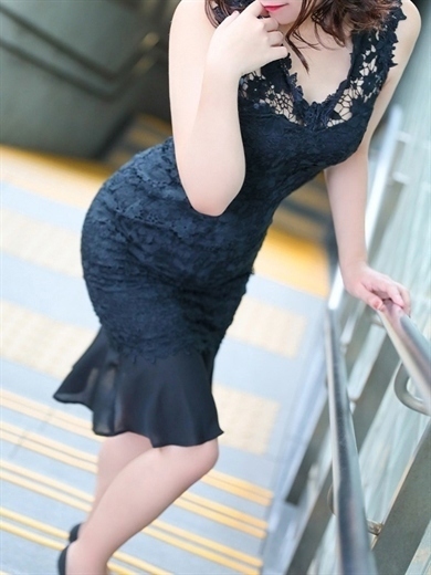 CASA BIANCA outcall escort service HARU