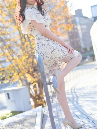 CASA BIANCA outcall escort service TOMOMI
