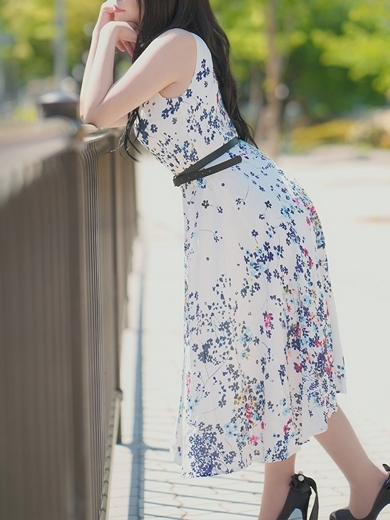 CASA BIANCA outcall escort service MIYABI