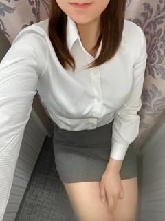 柳　かえで