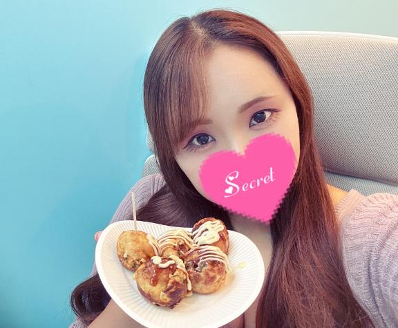 今日の事務所はたこ焼き屋さん🐙