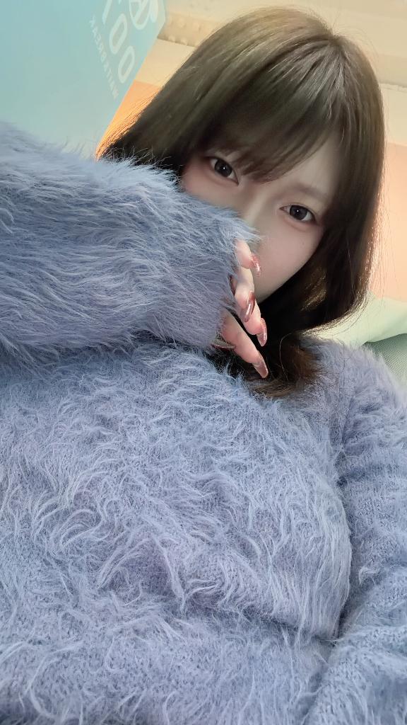 (ㅅ˘˘)♡*.+゜