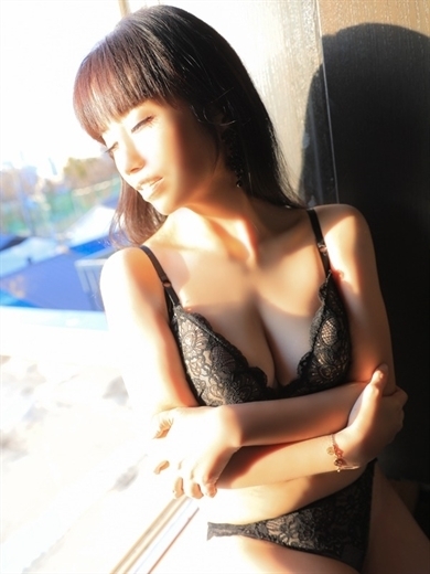 ドMな奥さん十三店 酒店服務 HONAMI
