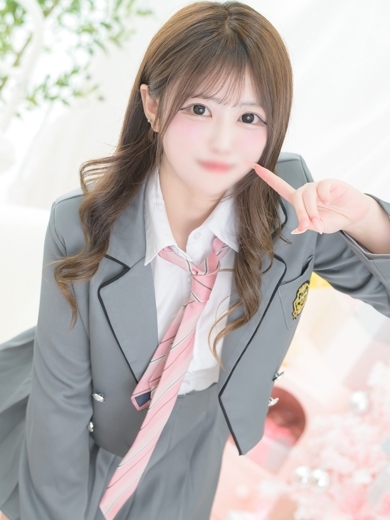 E+アイドルスクール　日本橋・谷九店 デリヘル SHIINA