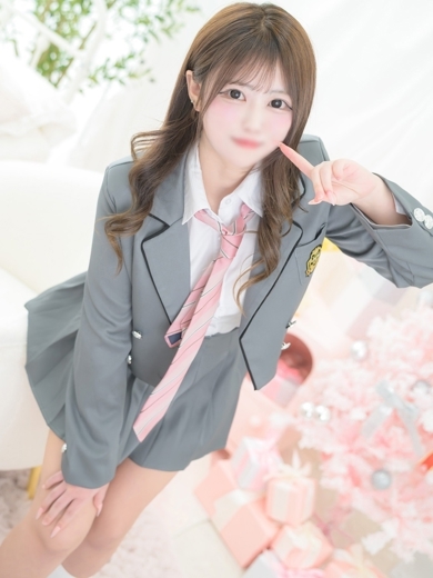 E+アイドルスクール　日本橋・谷九店 デリヘル SHIINA