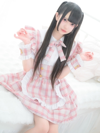 E+アイドルスクール　日本橋・谷九店 デリヘル MIU