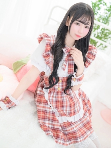 E+アイドルスクール　日本橋・谷九店 デリヘル NIKORI