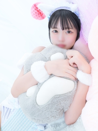 E+アイドルスクール　日本橋・谷九店 デリヘル AYUMI