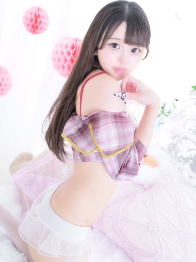 E+アイドルスクール　日本橋・谷九店 デリヘル RUNA
