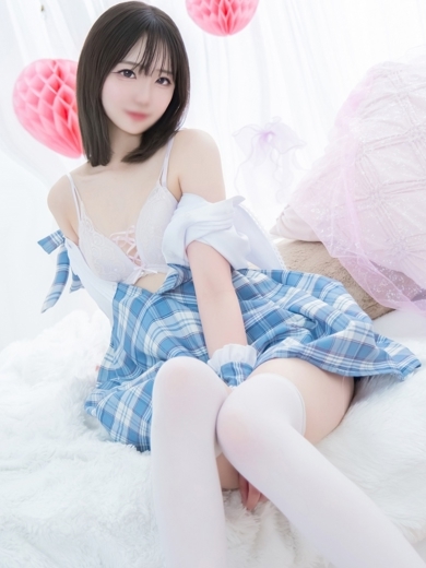 E+アイドルスクール　日本橋・谷九店 outcall escort service YUANA