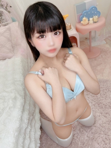 E+アイドルスクール　日本橋・谷九店 outcall escort service AO