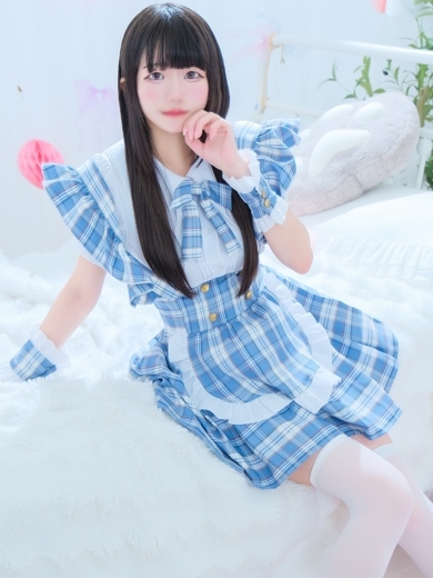E+アイドルスクール　日本橋・谷九店 デリヘル MITSURI