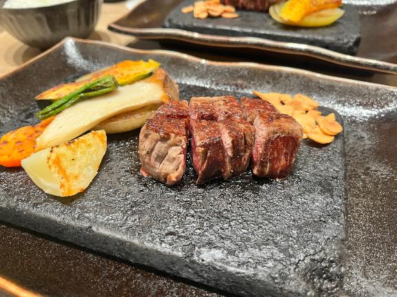 永遠の嘘を聞きたくて