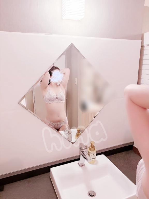 https://img.cityheaven.net/img/girls/k/glamorous/grdr0060162394_0850752483pc.jpg