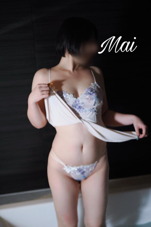 ねぇねぇ、そこのあなた…♡