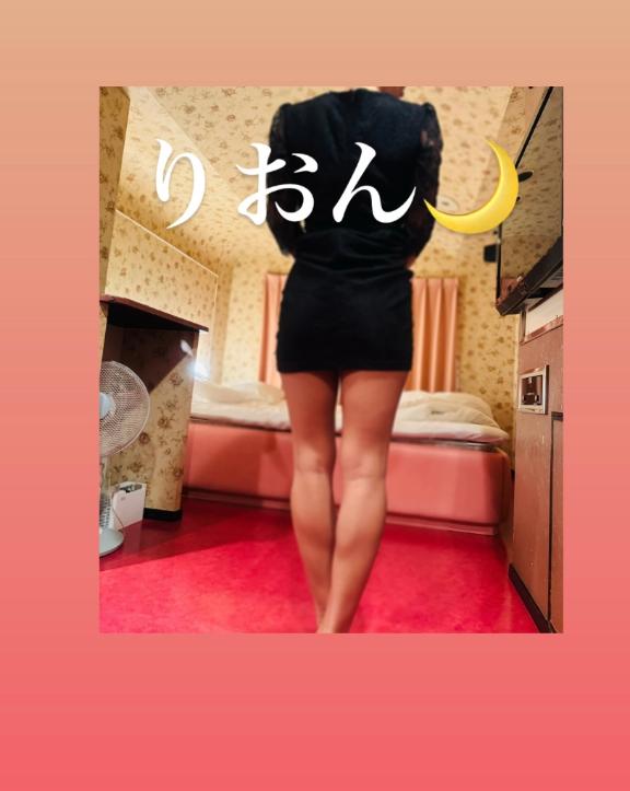 明日出勤しまーす✌🏽