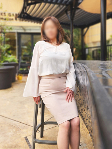 完熟ばなな梅田 outcall escort service MAYU