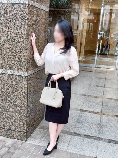 完熟ばなな梅田 デリヘル EMA