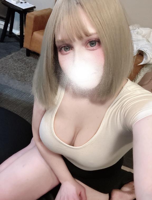 ノーブラ👀
