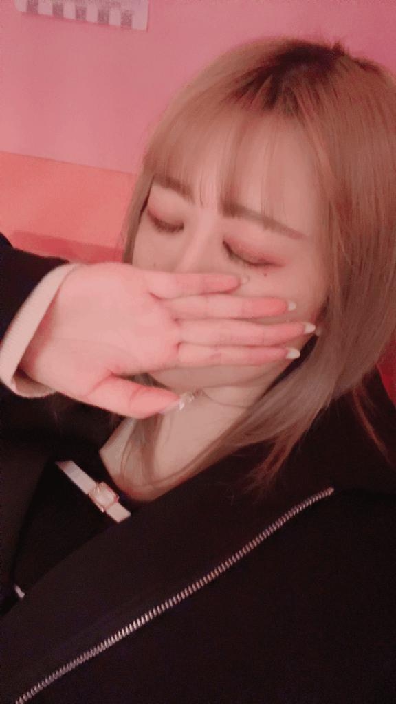 ( ∩'-'⊂ )ｼｭｯ