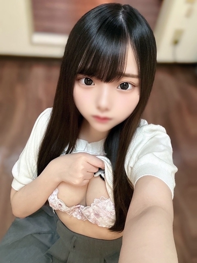 プラチナムレジェンド outcall escort service MINMIN