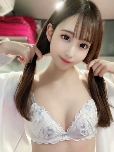 プラチナムレジェンド outcall escort service FURUTE RIKA